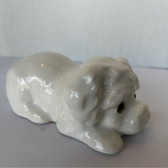 Adorable White Puppy w Big Green Eyes "The Collectables #402" Canadiana Pottery - Picture 5 of 10